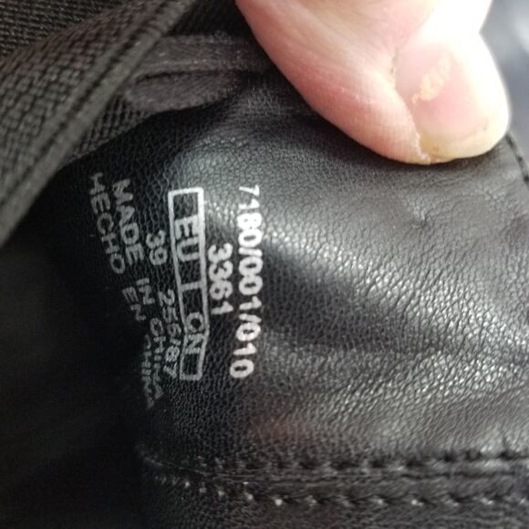 ZARA STUDDED BOOTIES. SIZE EURO 39. - Picture 12 of 12